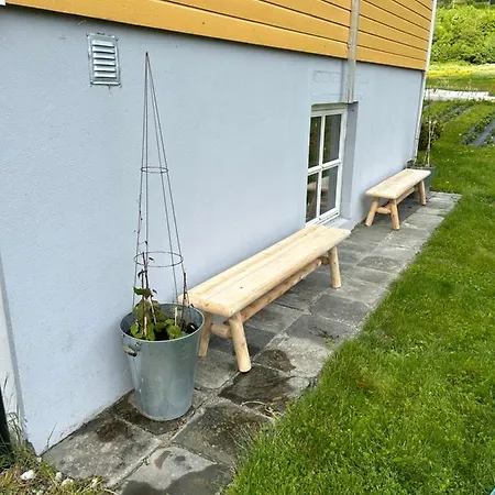 Naustvoll Tatil Evi *