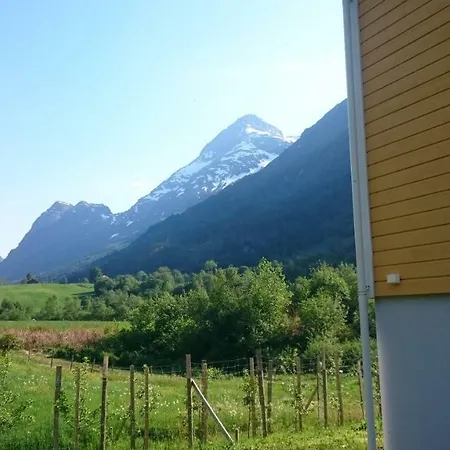 度假居 Naustvoll