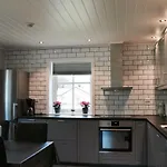 نواستفول